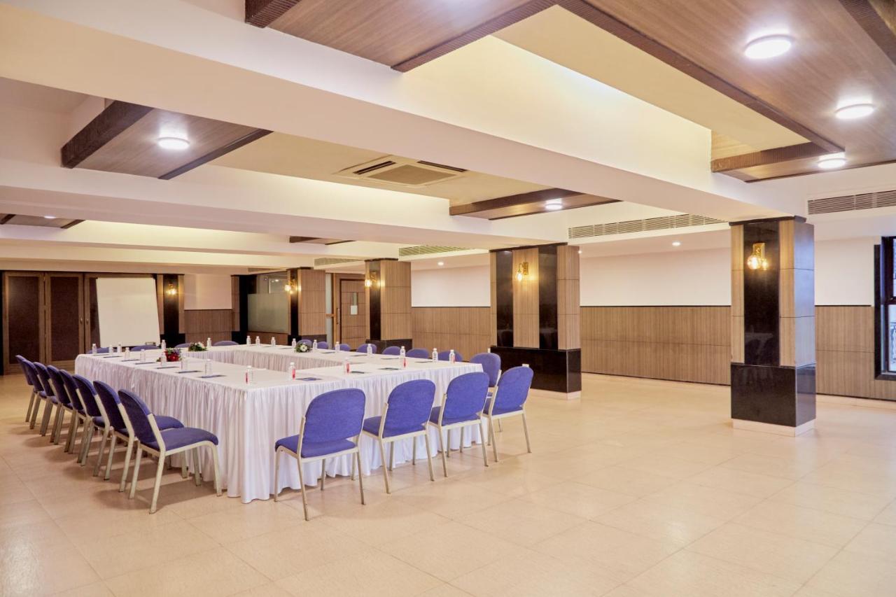 Hotel Orion Centrally Near North Goa & Panjim Porvorim Bagian luar foto